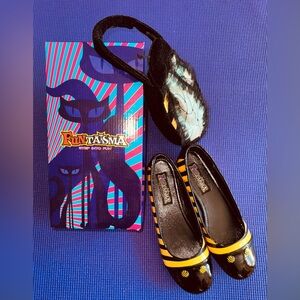 Funtasma: Halloween - Honeybee Black and Yellow Striped Flats and Purse 🐝